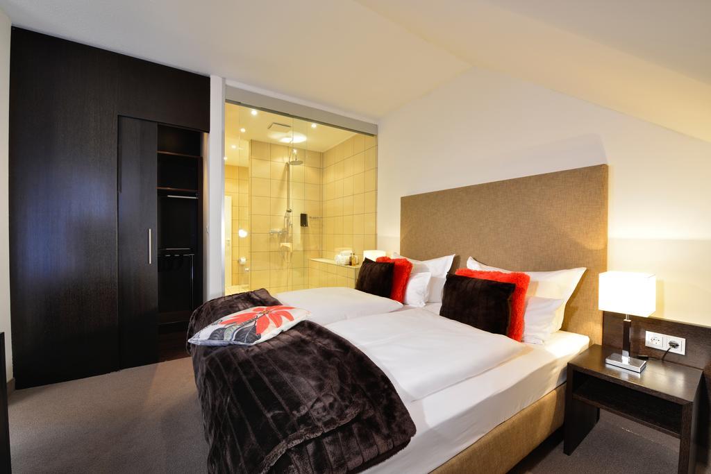 Hotel Friends Hueckelhoven Room photo